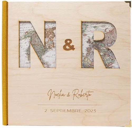 Álbum de Fotos hecho a mano, madera natural. Modelo Mapas